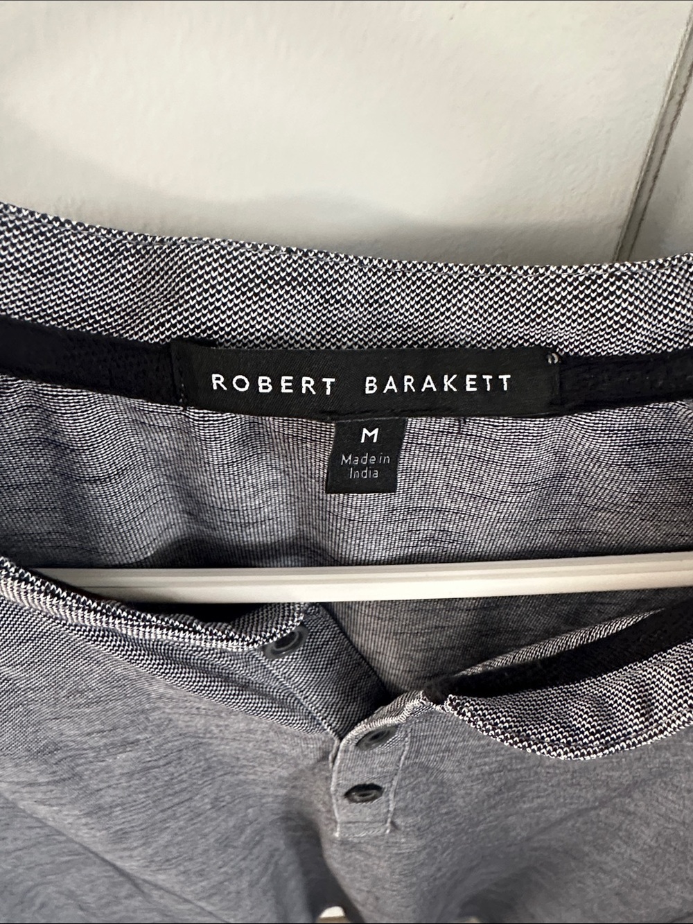 Robert Barakett Men's Heather Grey Henley pull over